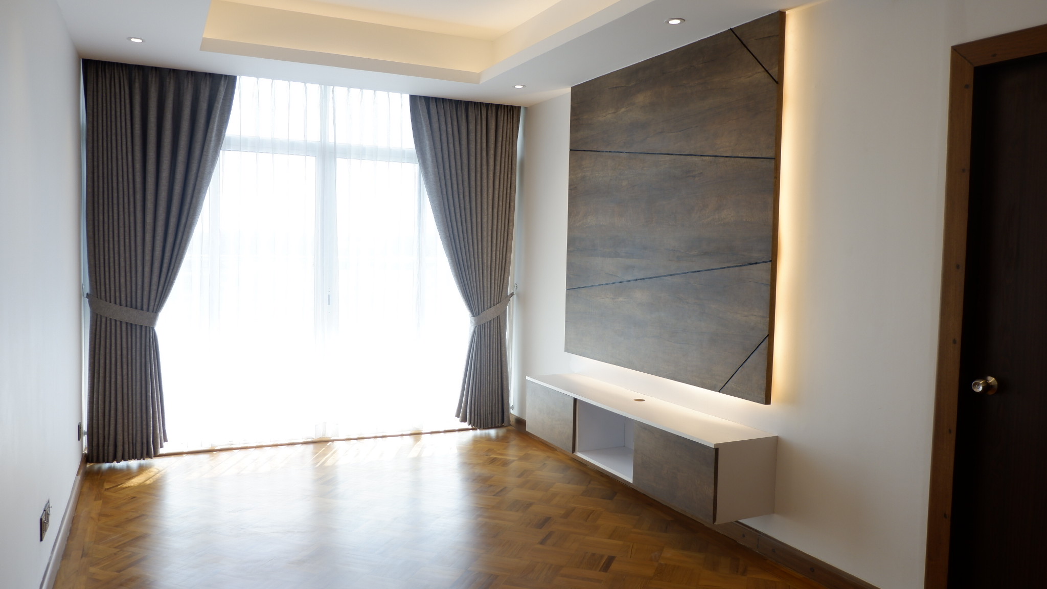 02387DB3-B183-4145-9F39-3892D381BA93-6811-0000038020091B35